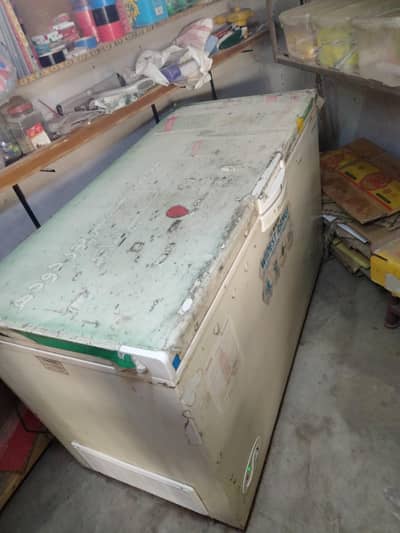waves Deep Freezer for urgent sell