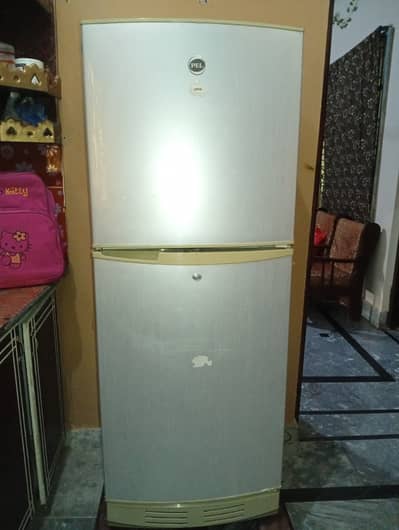 Pel refrigerator medium size