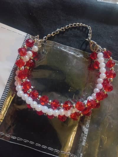 Breceletes,   keychain,  pandants with premium chains