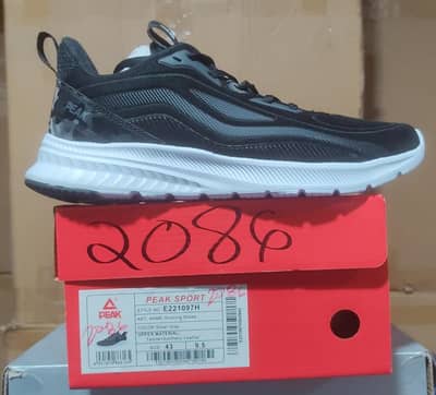 Bulk quantity me shoose hen imported peak shorts