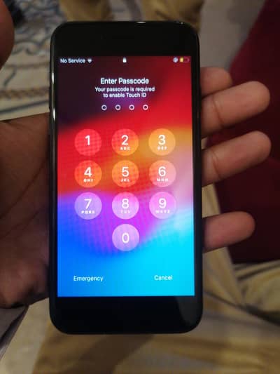 Se 3rd genration 64gb battery 100% with box