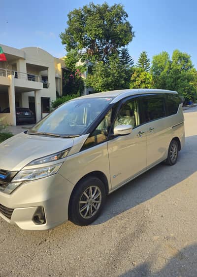 nissan serena 2019/23