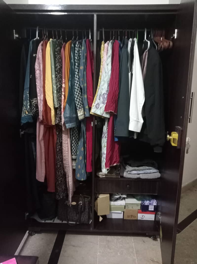 wardrobe 3