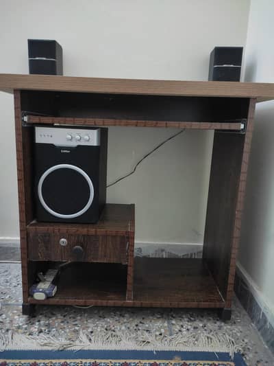 Computer table for sale