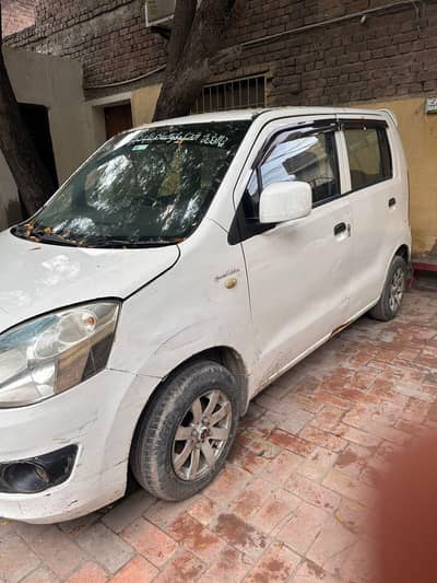 Suzuki wagonr 2015 model original documents final price non accidental