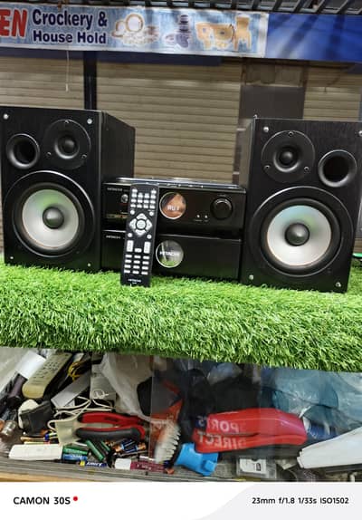 Hitachi AX-M76 Compact Micro HiFi System USB/Aux / CD Player UK