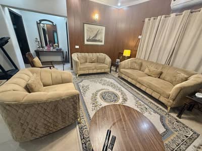 6 Seater Sofa Set Beige Color