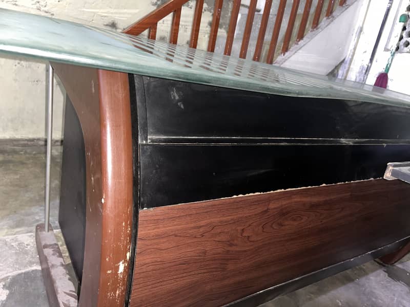 Executive Table -Office 5