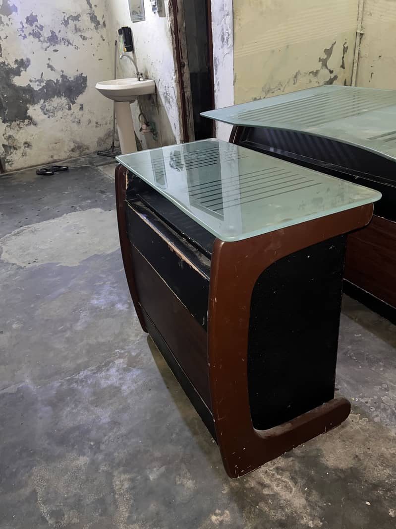 Executive Table -Office 6