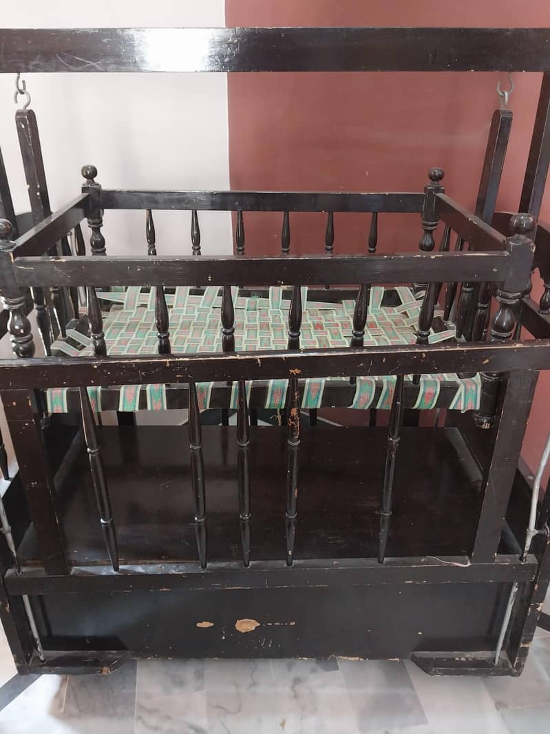 bed good condition 3