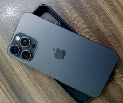 IPhone 15 Pro Max Factory Unlocked