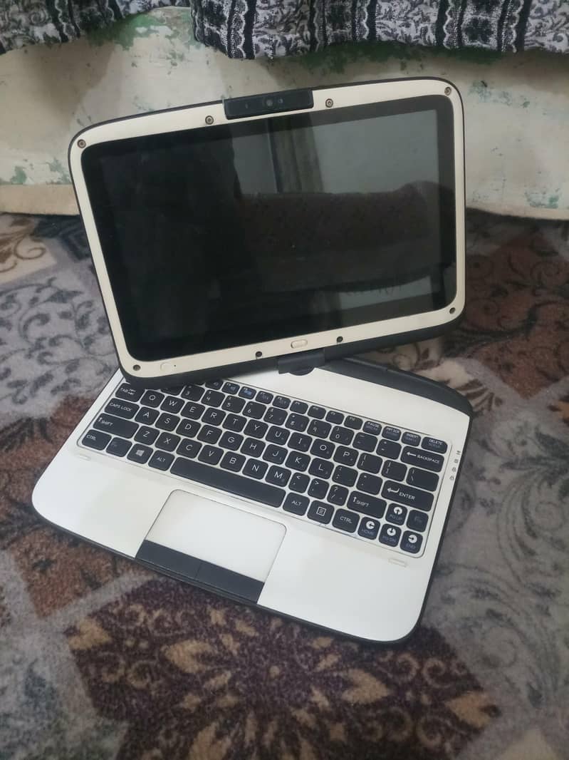 Mini Laptop+Tablet 5