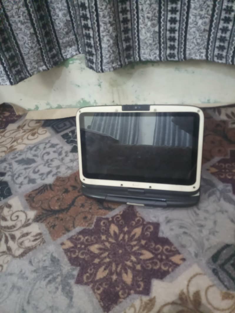 Mini Laptop+Tablet 6