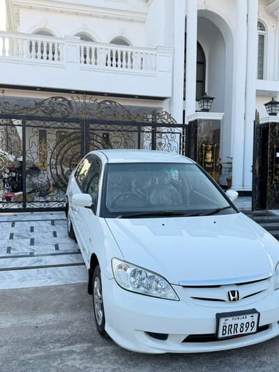 Total Genuine beautiful Honda Civic Automatic 2005 ( Just like new)