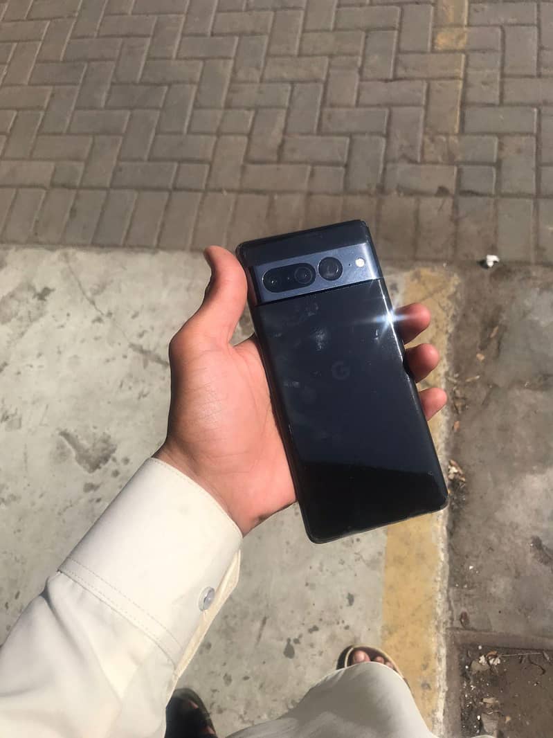 Google pixel 7 pro 4