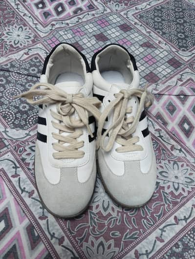 SAMBA SHOES