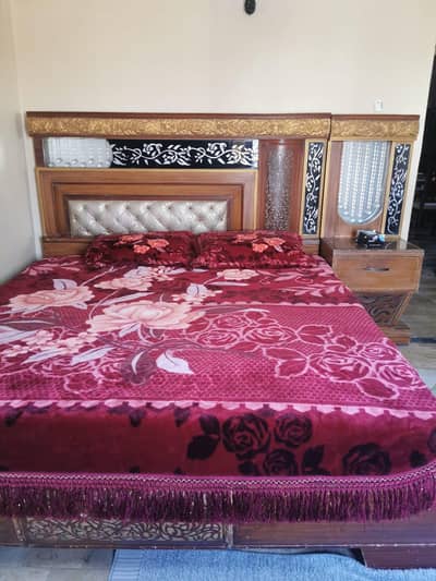 woden bed condition good