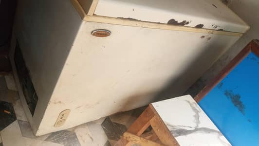 waves refrigerator for sell In used condition