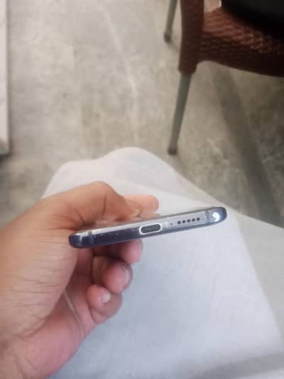 huwaie mate 10 pro 10 /10 cond all original  6gb 128gb 03235787557