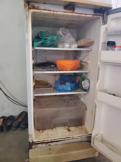 Dawlance Refrigerator | Running condition