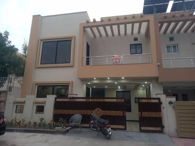 7 MARLA ABUBAKER BLOCK FROUNT OPEN DOUBLE UNIT NEW HOUSE FOR SALE