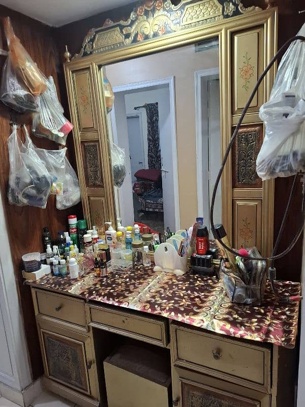 Double Bed with side table and dressing table 2