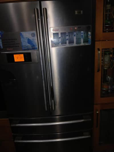 Double Door frridge & Auto matic ice maker
