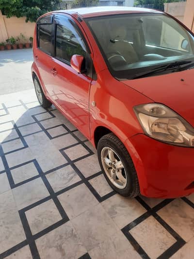 Toyota passo (no touching)