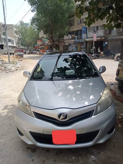 Toyota Vitz 2012