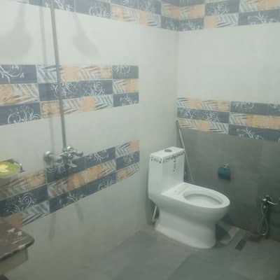 TwonSHIP C2 BRAND NEW UPER PORTION 10 MARLA 3 BAD FCING PARK FOR RENT