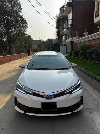 Toyota Corolla grande 2016