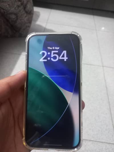 non pta white colour with 4 month sim time