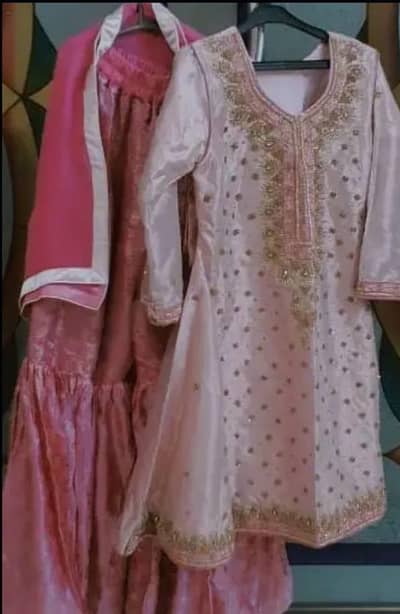 pinkish sharara and red 3 pcs suit for selling