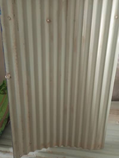 lohe ki Chadar hai 8 foot lambai 3:15 foot chaudai 03009526233