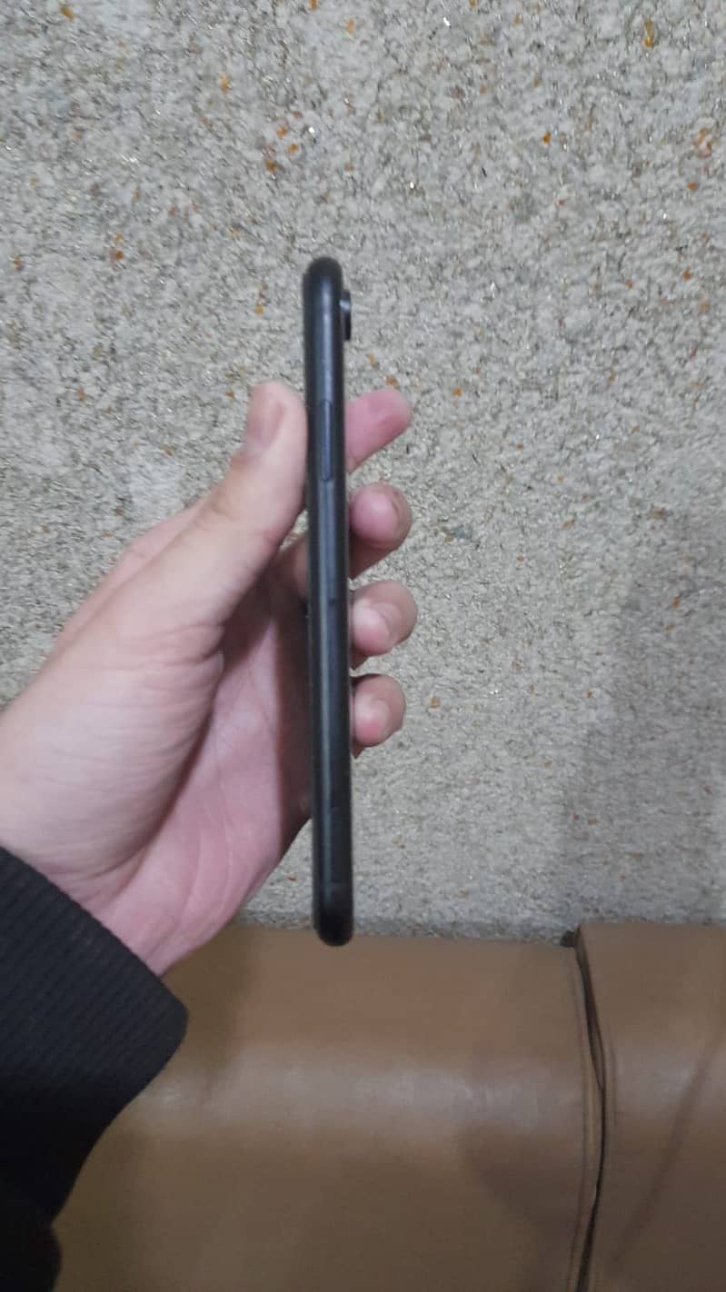 Iphone xr 4