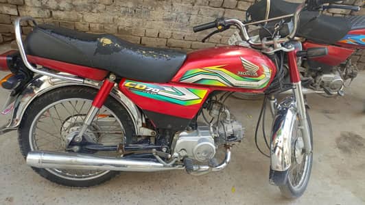 Honda 70 total genuine bike urgent sale03225000543