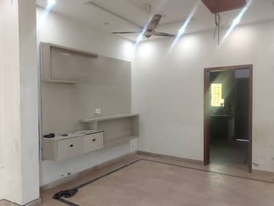 10 MARLA UPPER PORTION FOR RENT