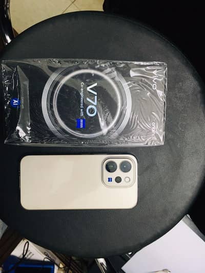 vivo v 70