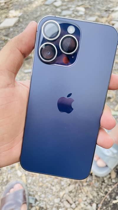 14 Pro Max - Full Sim time + Box available - 10/10 Condition