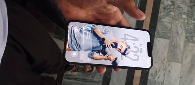 I phone 13 all ok jv 96 health with box