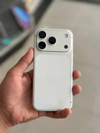 iphone 17 pro _256gb stroage _physical plus e sim