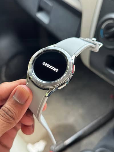 Samsung Watch 4 Classic with  Free 3 Straps