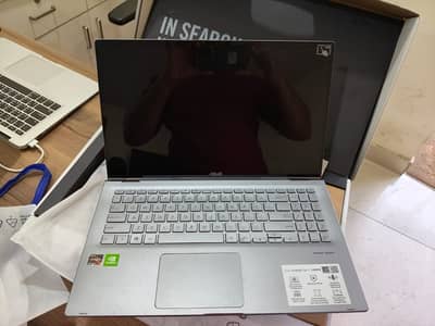 Asus Zenbook Flip 15 8GB/512GB with 2G Nvidia GPU Ryzen 7, 11th Gen