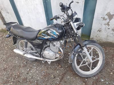 suzuki gs 150 se