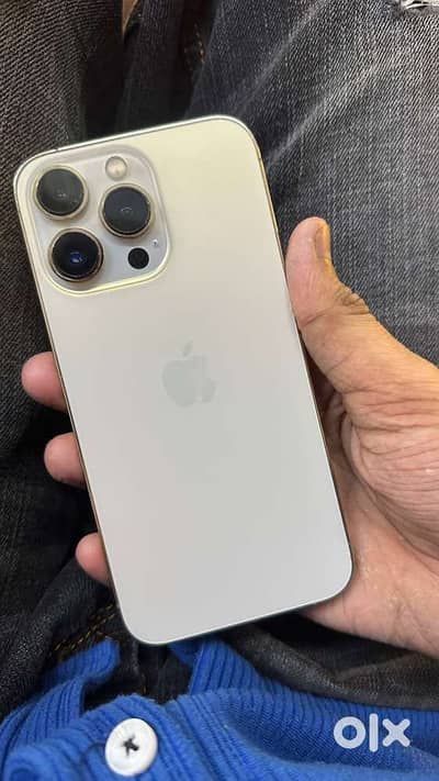 iPhone 13 pro urgent sale waterpack