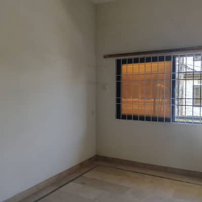 3 BED DD PORTION AVAILABLE FOR RENT
