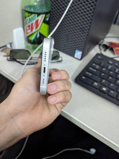 I Phone13  128gb Non Pta Factory Unlock