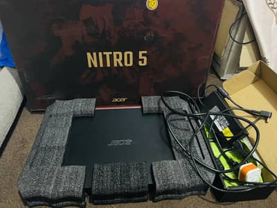 Acer nitro 5 gaming laptop (RTX 2060) with full box