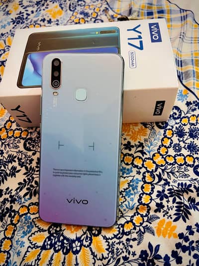vivo Y17 8/256 with box  No open no repair All ok urgent sale