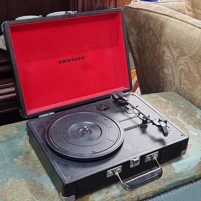 Crosley Portable 3-Speed Record Player turntable gramophone